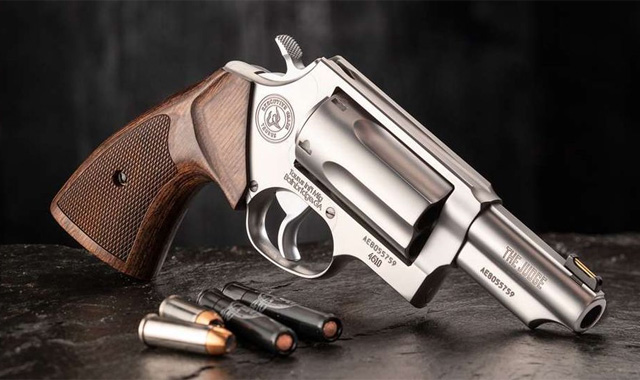 taurus Judge